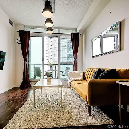 30 Off Lake View Property Heart Of Downtown Toronto Exteriér fotografie
