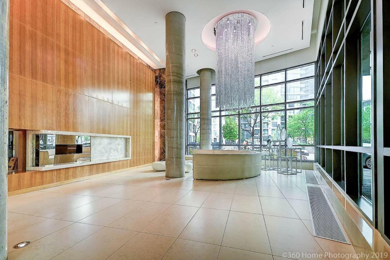 30 Off Lake View Property Heart Of Downtown Toronto Exteriér fotografie