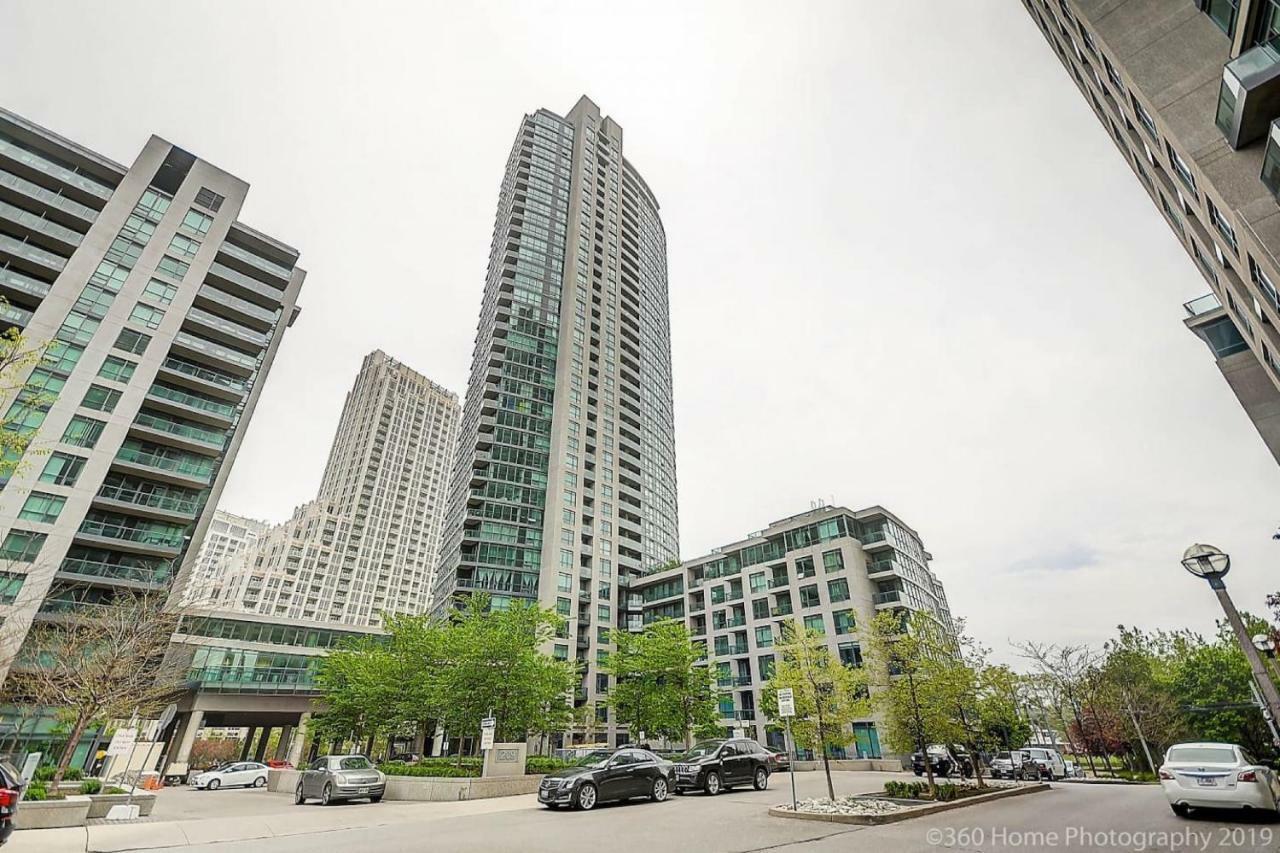 30 Off Lake View Property Heart Of Downtown Toronto Exteriér fotografie